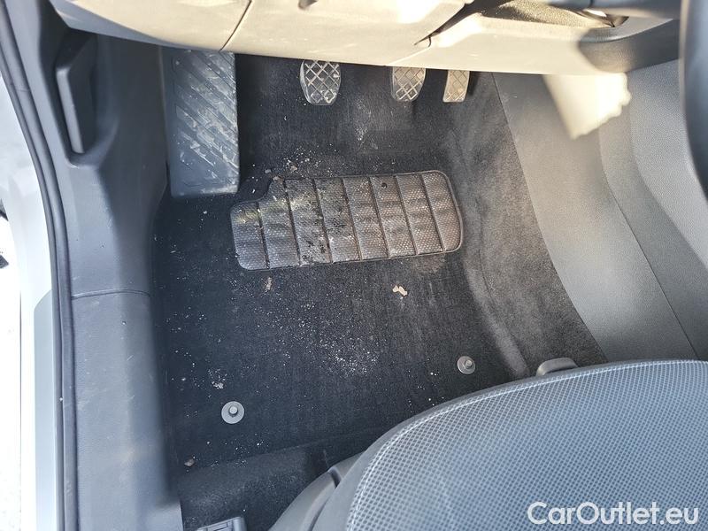  Skoda  Kodiaq  (2016)  2.0TDI 110 Ambition 4x4 #1