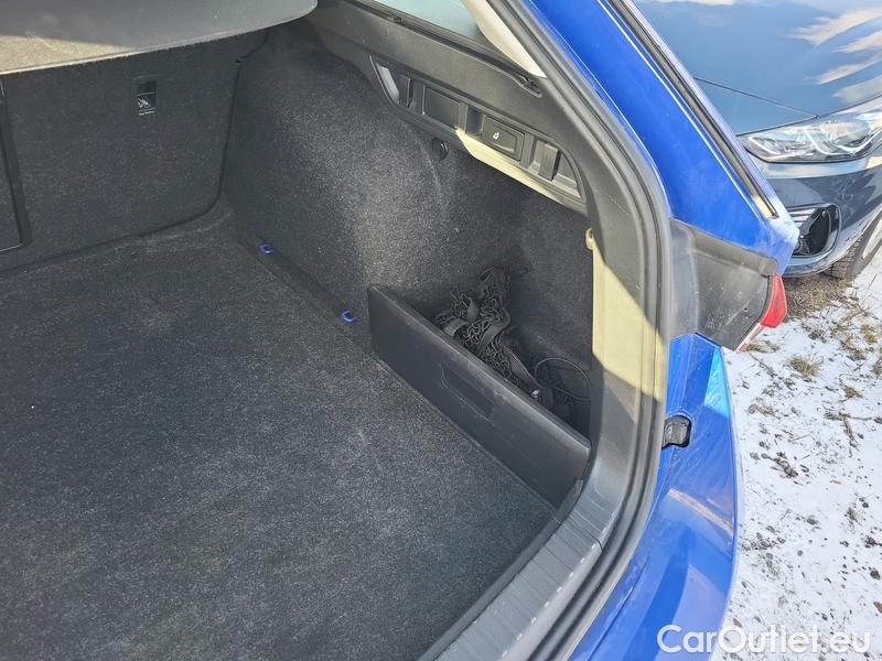  Skoda  Octavia  Combi (NX3)(2020) Oct.Combi 2.0TDI 110 Style AT #18