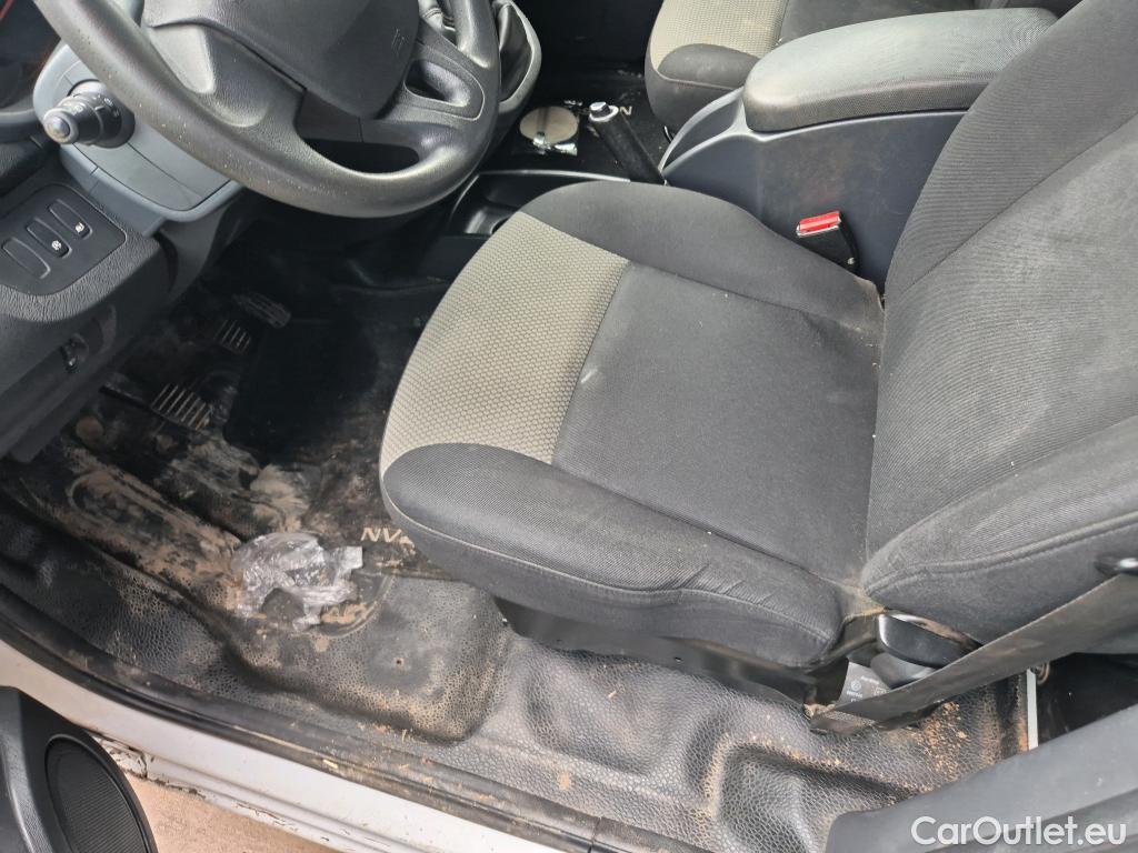  Nissan  NV200 NISSAN NV250 / 2019 / 4P / furgón 2pl 1.5dCi 70 kW (95CV) L1H1 ÓPTIMA #38