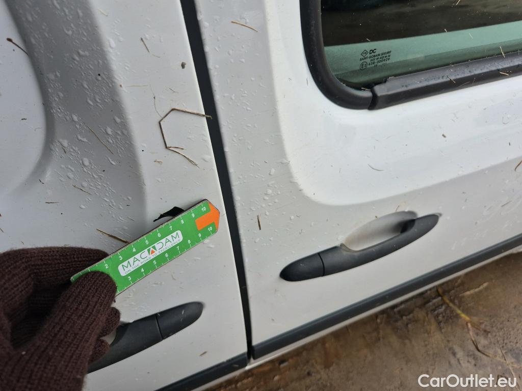  Nissan  NV200 NISSAN NV250 / 2019 / 4P / furgón 2pl 1.5dCi 70 kW (95CV) L1H1 ÓPTIMA #17