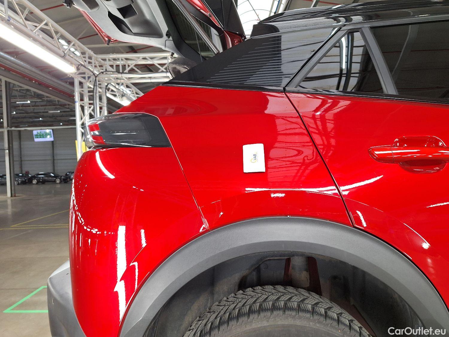  Peugeot  2008 Peugeot,  '19, Peugeot  1.5 BlueHDi 75kW S&S GT Line 5d #29