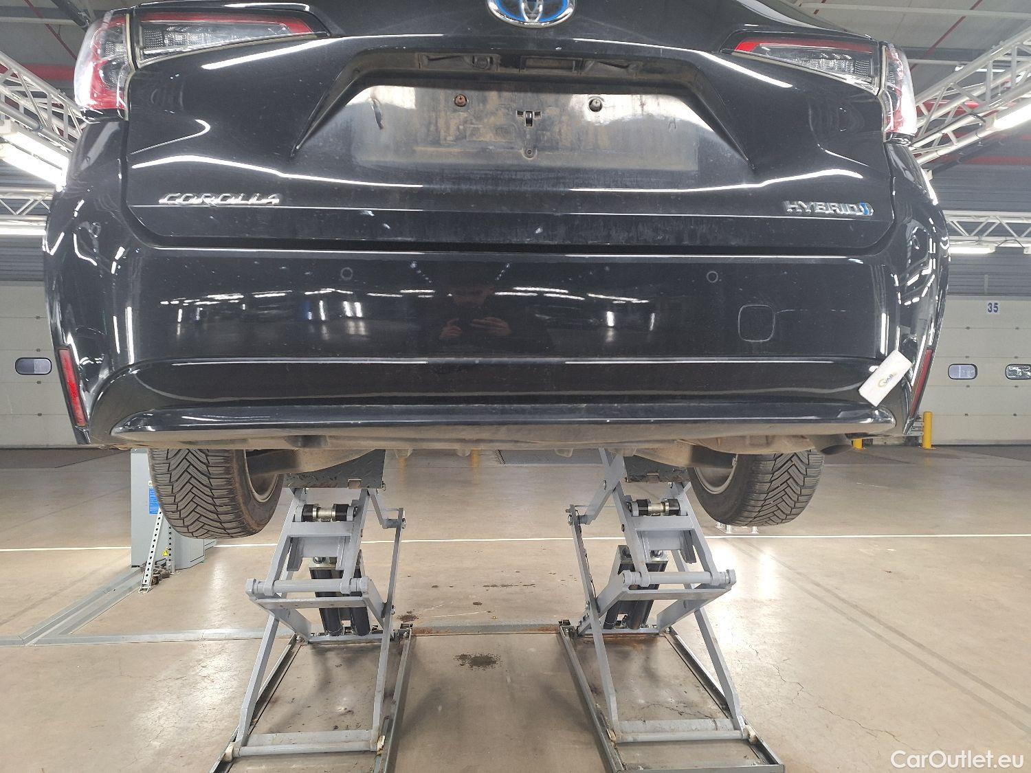  Toyota  Corolla Toyota,  TS '19, Toyota  Touring Sports 1.8 Hybrid Dynamic e #6