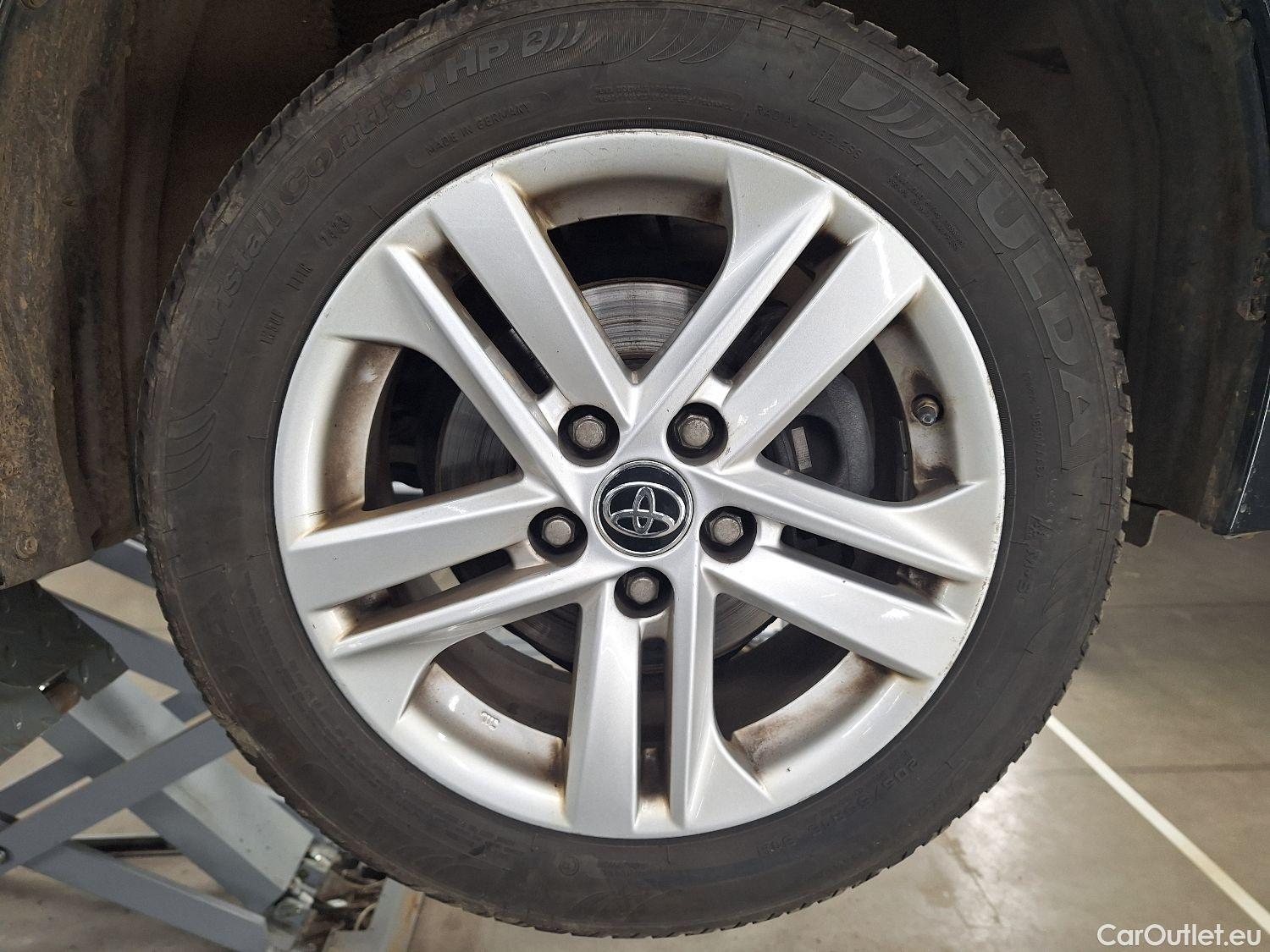  Toyota  Corolla Toyota,  TS '19, Toyota  Touring Sports 1.8 Hybrid Dynamic e #4