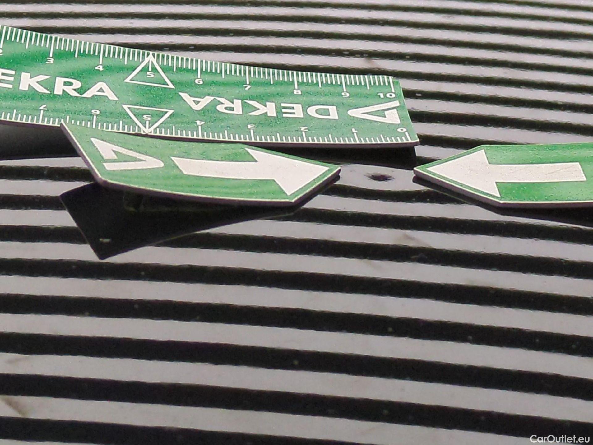  Citroen  C4  X Feel Pack 1.2 PureTech 130CV BVA8 6E #18