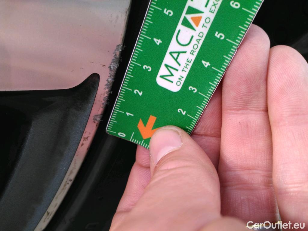  Audi  A4 AUDI  Avant / 2019 / 5P / Break 40 TFSI ultra 190 S tronic Avus #16