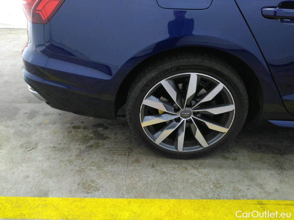  Audi  A4 AUDI  Avant / 2019 / 5P / Break 40 TFSI ultra 190 S tronic Avus #4