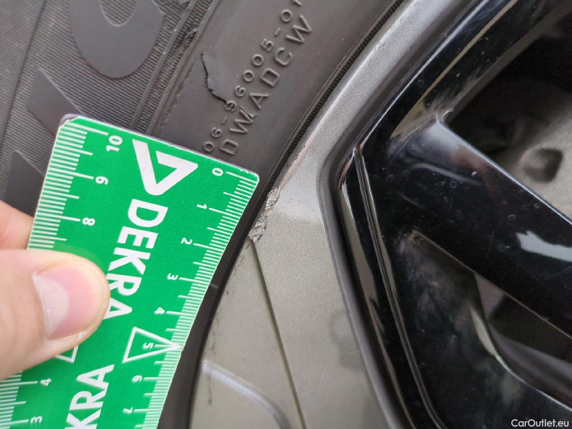  Citroen  C4  X Feel Pack 1.2 PureTech 130CV BVA8 6E #10