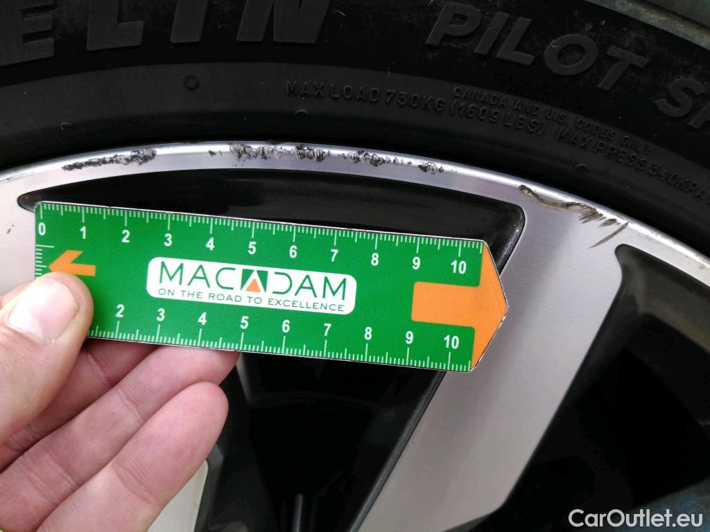  Audi  A4 AUDI  Avant / 2019 / 5P / Break 40 TFSI ultra 190 S tronic Avus #15