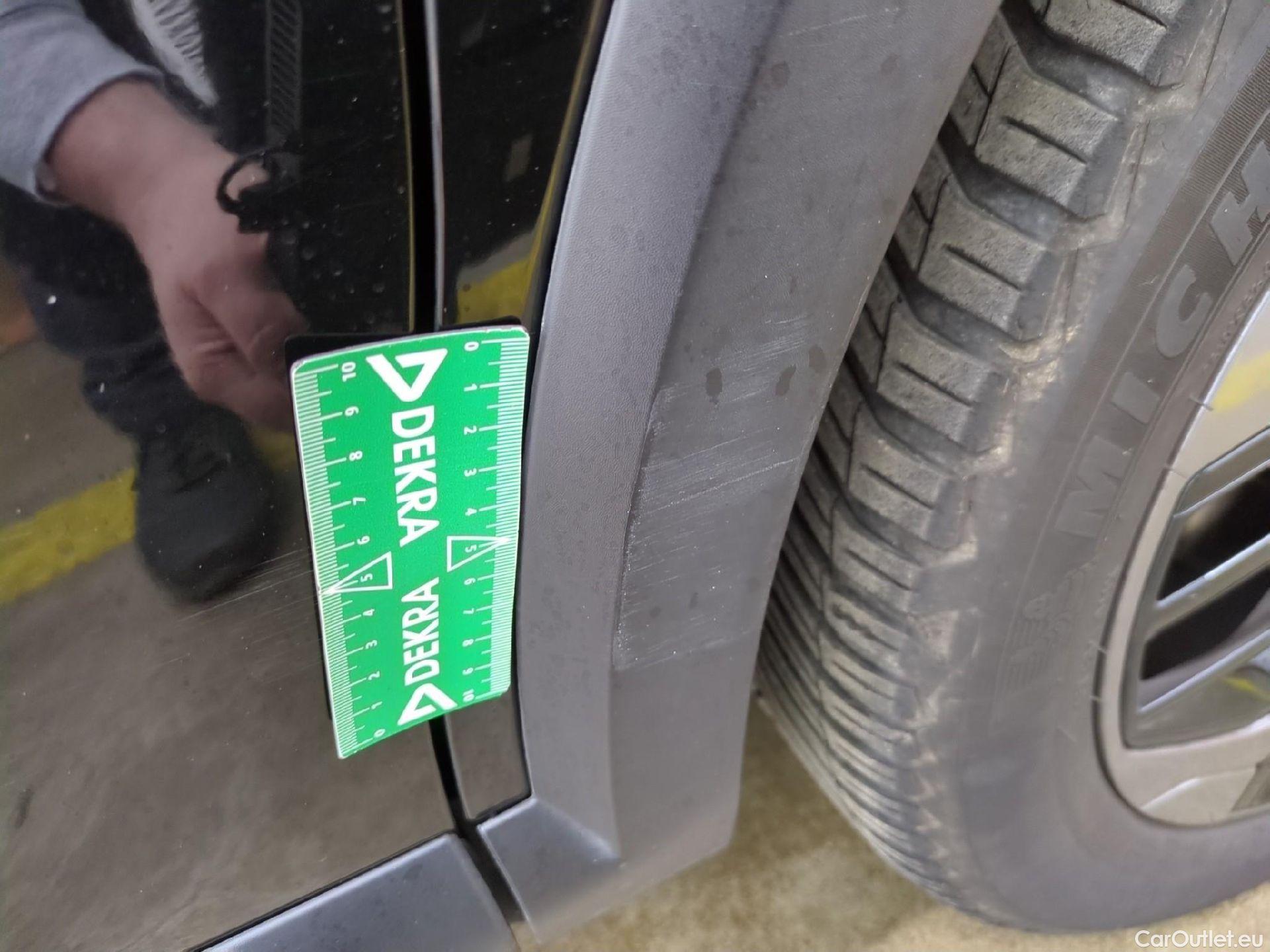  Citroen  C4  X Feel Pack 1.2 PureTech 130CV BVA8 6E #25