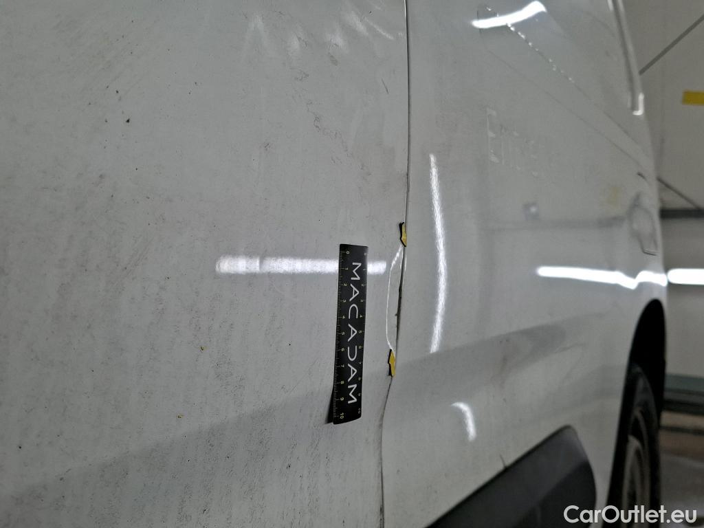  Citroen  Berlingo  Fourgon Club M 650 1.5 BlueHDi 75CV BVM5 E6dT #24