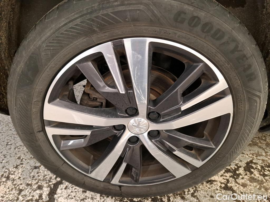  Peugeot  3008  Allure Pack 1.5 HDi 130CV BVM6 E6d #24