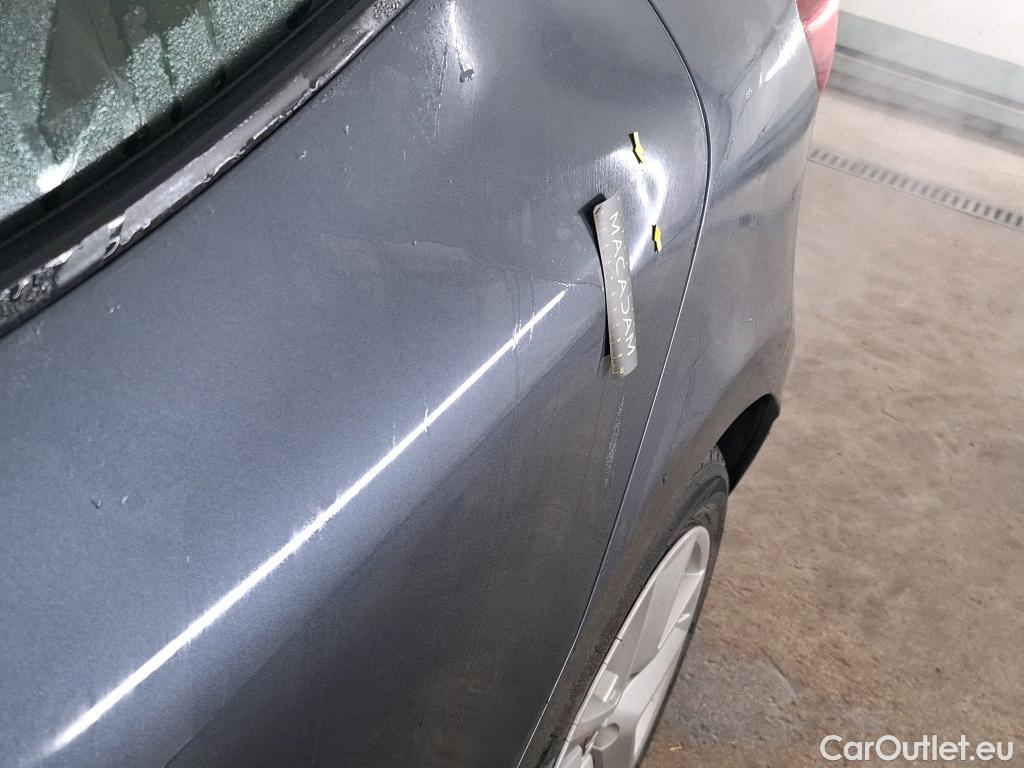  Renault  Clio  V Business 1.6 E-TECH Hybrid 140CV BVA6 E6d #19