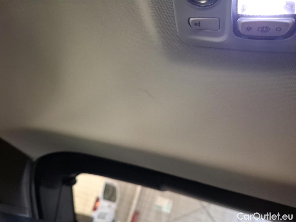  Peugeot  3008  Allure Pack 1.5 HDi 130CV BVM6 E6d #36