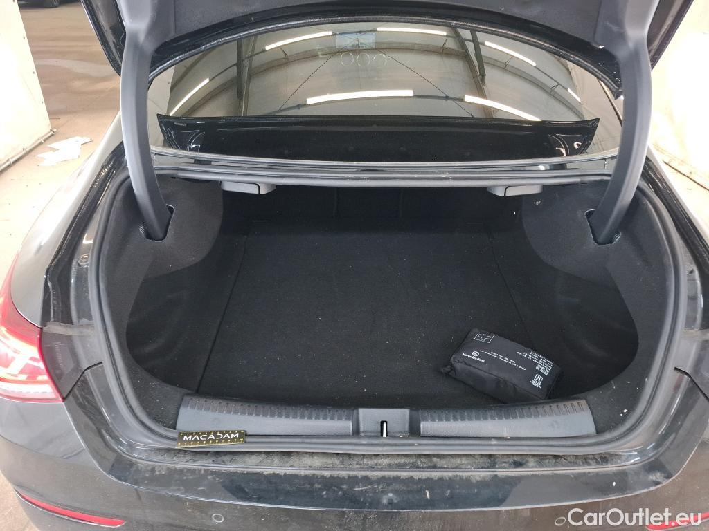  Mercedes  CLA-Klasse MERCEDES-BENZ CLA Coupe / 2019 / 4P / Coupé CLA 200 AMG Line BA7 #17