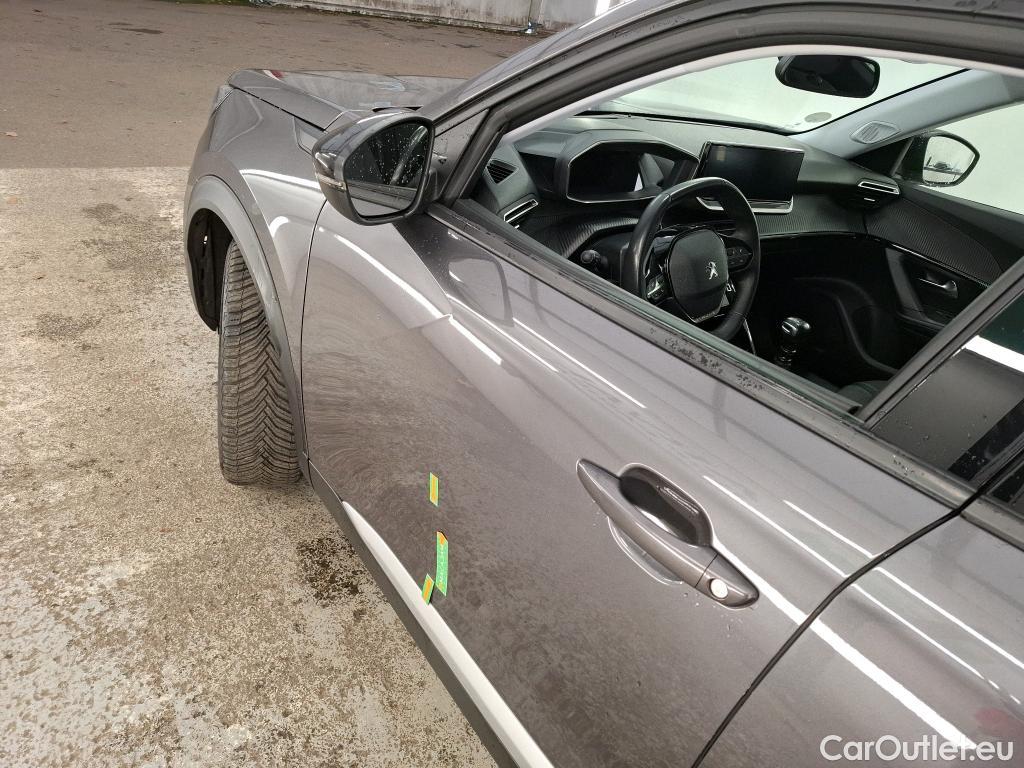  Peugeot  2008  Allure Pack 1.5 HDi 110CV BVM6 E6d #15