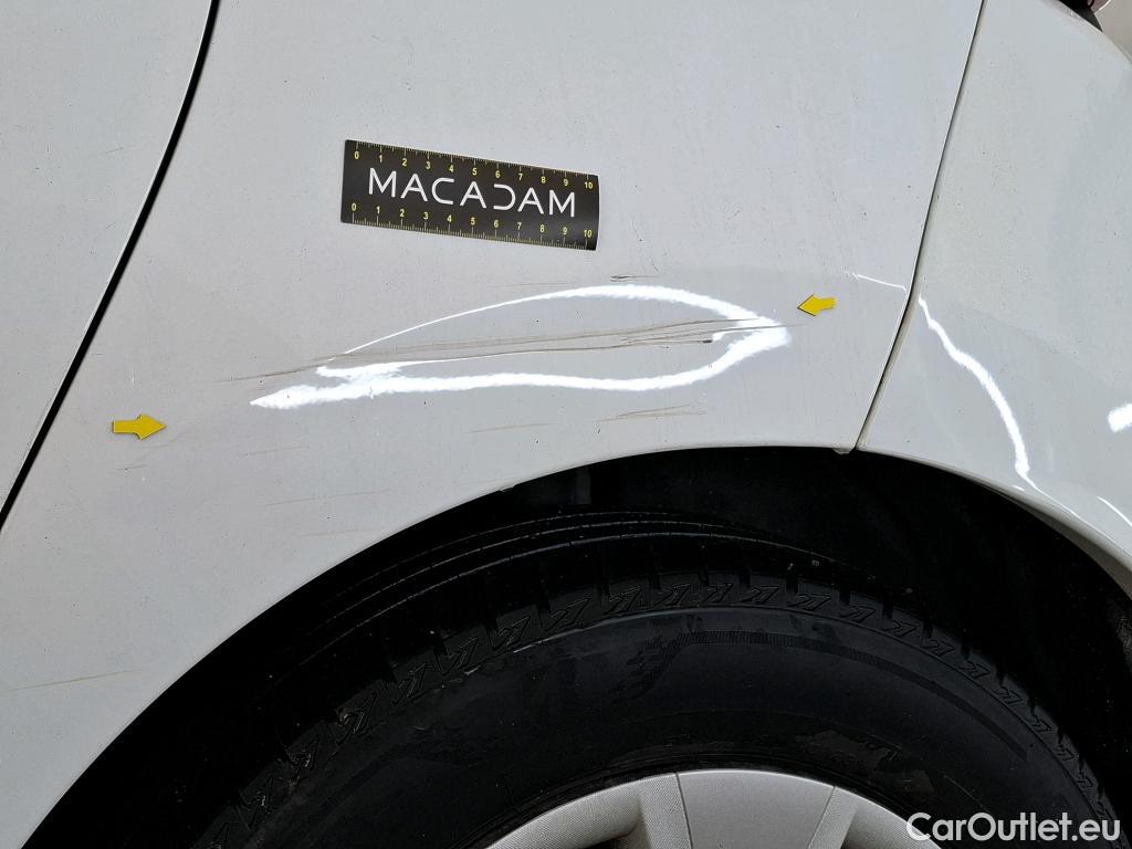  Renault  Clio  IV Air 1.5 dCi 75CV BVM5 E6 #13