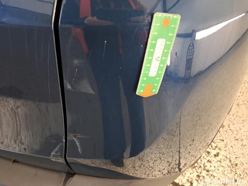  Peugeot  3008  Allure Pack 1.5 HDi 130CV BVM6 E6d #22