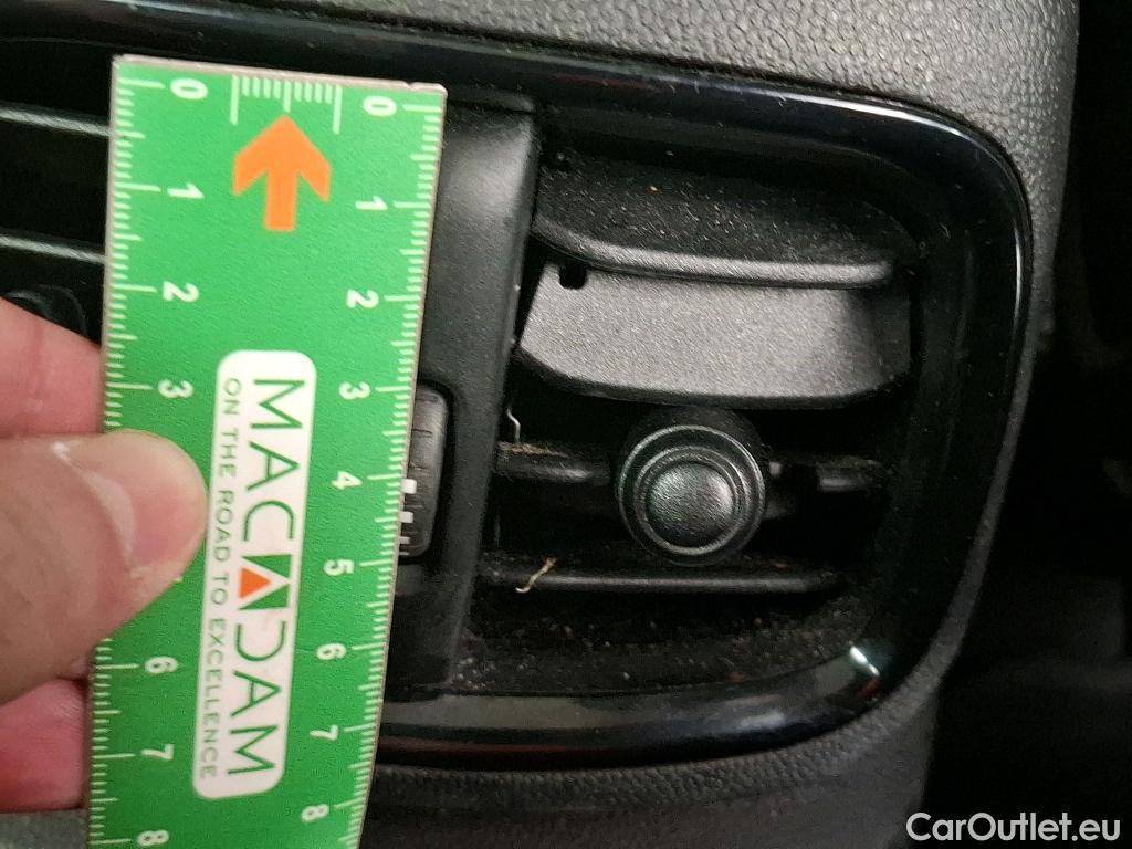  Mini  Countryman MINI  / 2020 / 5P / Crossover Cooper Essential 136 ch BVA7 #25