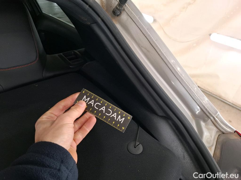  Mercedes  A-Klasse MERCEDES-BENZ Classe A 5p Berline A 200 AMG Line 7G-DCT #3