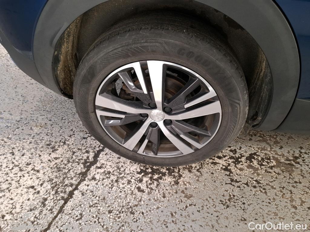  Peugeot  3008  Allure Pack 1.5 HDi 130CV BVM6 E6d #23