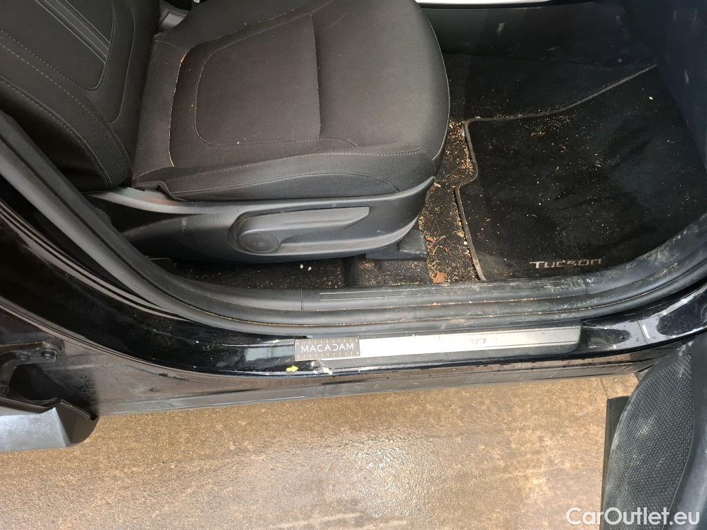  Hyundai  Tucson  Creative Hybrid 2WD 1.6 T-GDI 230CV BVA6 E6d #33