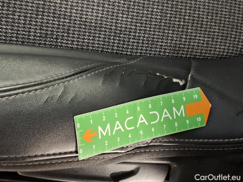  Peugeot  5008  Allure Business 1.2 PureTech 130CV BVA8 7 Sieges E6dT #24