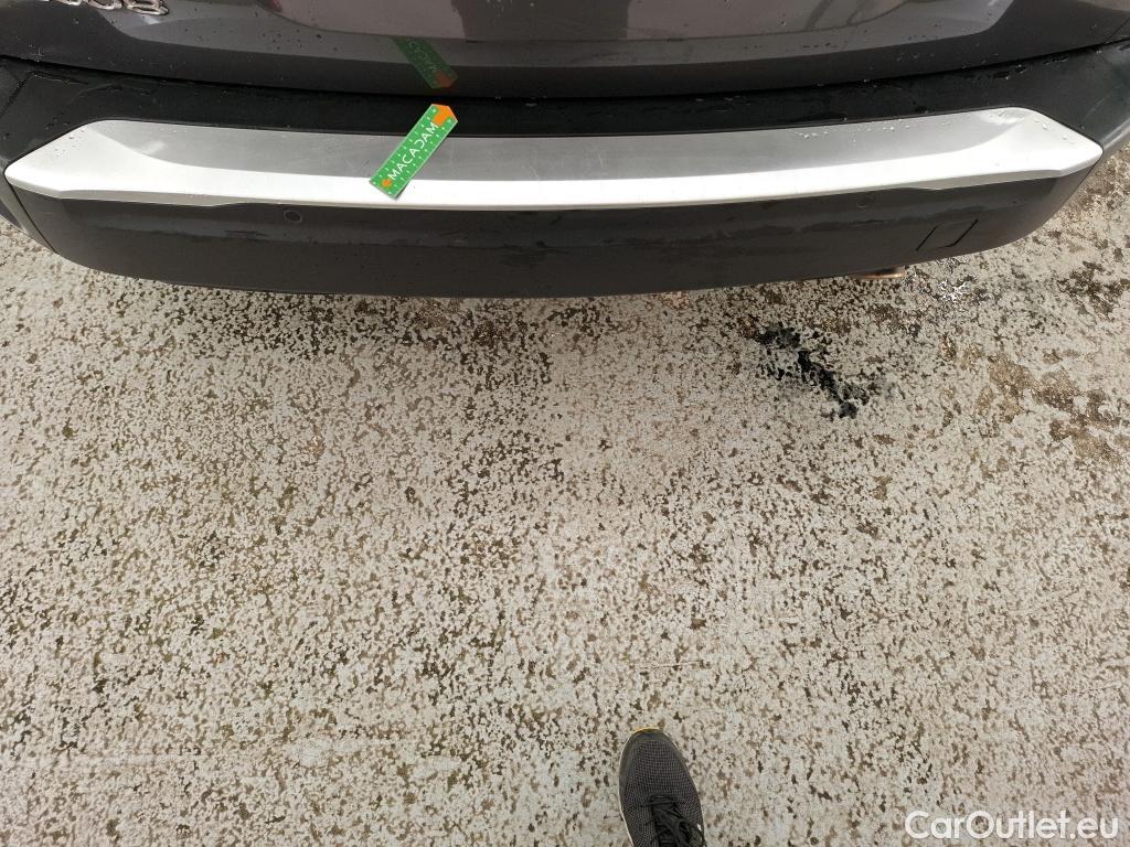  Peugeot  2008  Allure Pack 1.5 HDi 110CV BVM6 E6d #22