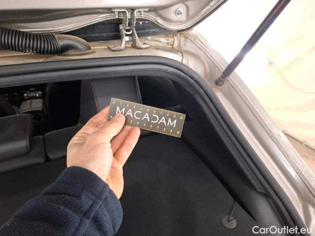  Mercedes  A-Klasse MERCEDES-BENZ Classe A 5p Berline A 200 AMG Line 7G-DCT #9