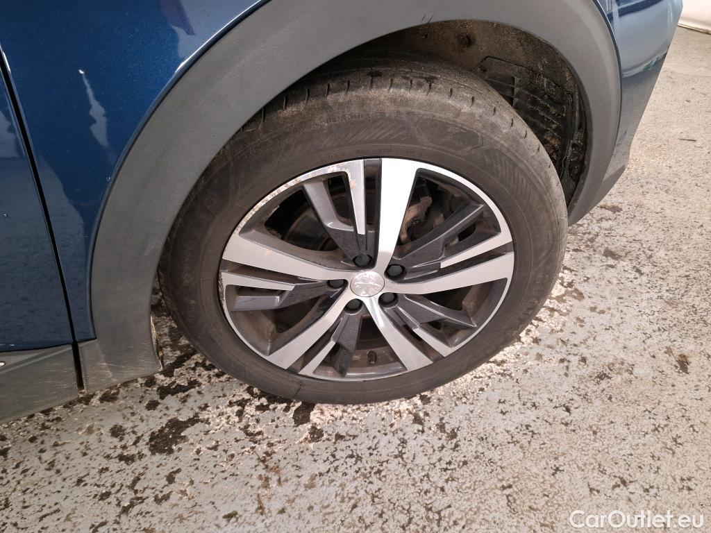  Peugeot  3008  Allure Pack 1.5 HDi 130CV BVM6 E6d #28