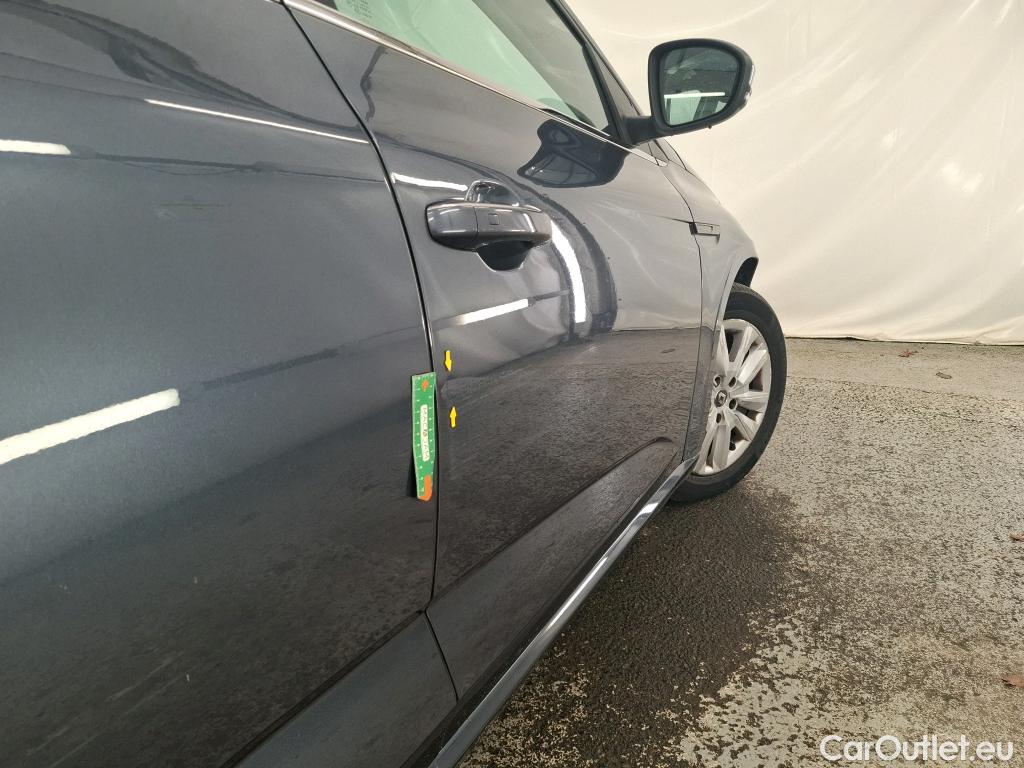  Renault  Megane  IV Berline 5pt. Business 1.5 dCi 115CV BVM6 E6d #45