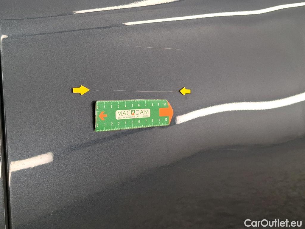  Renault  Megane  IV Berline 5pt. Business 1.5 dCi 115CV BVM6 E6d #52