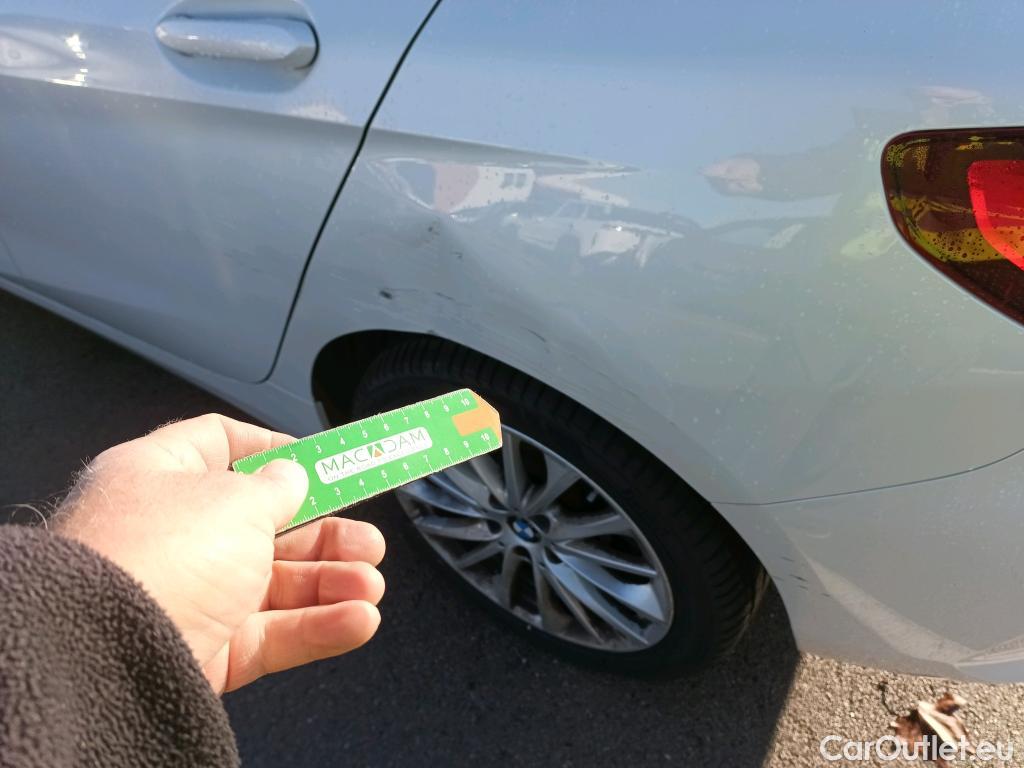  Bmw  Serie 1 BMW  / 2019 / 5P / berlina con portón 118i #3