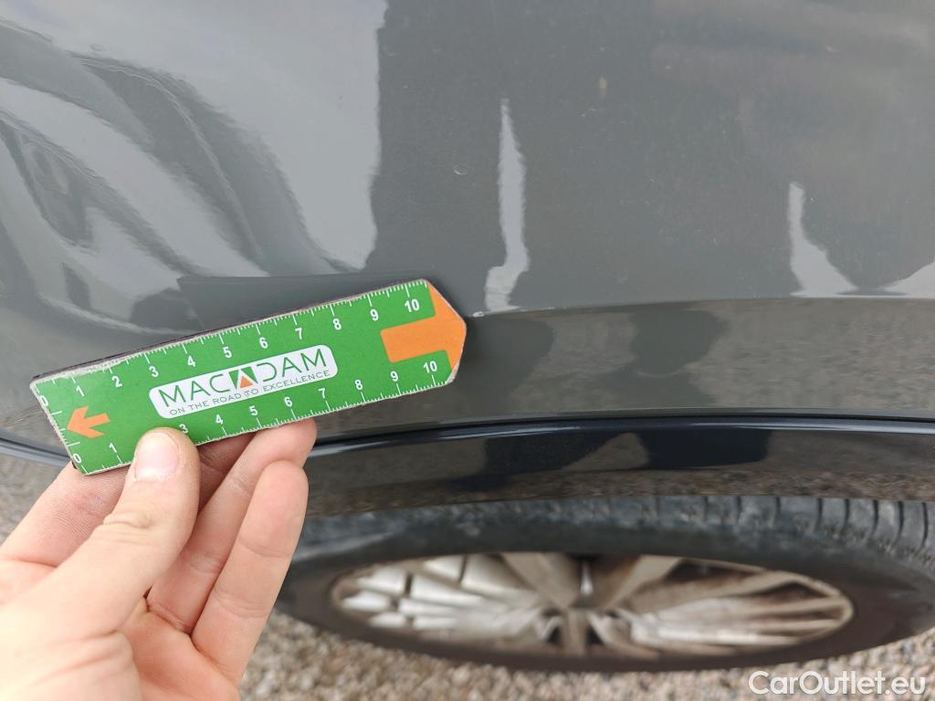  Audi  Q2 AUDI  / 2016 / 5P / todoterreno Design 30 TFSI 85kW (116CV) #26