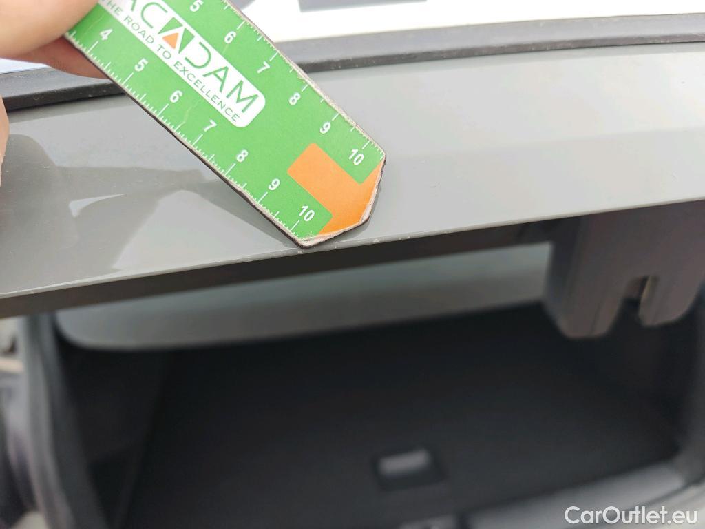  Audi  Q2 AUDI  / 2016 / 5P / todoterreno Design 30 TFSI 85kW (116CV) #46