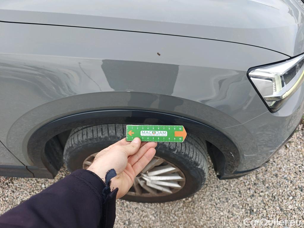  Audi  Q2 AUDI  / 2016 / 5P / todoterreno Design 30 TFSI 85kW (116CV) #20