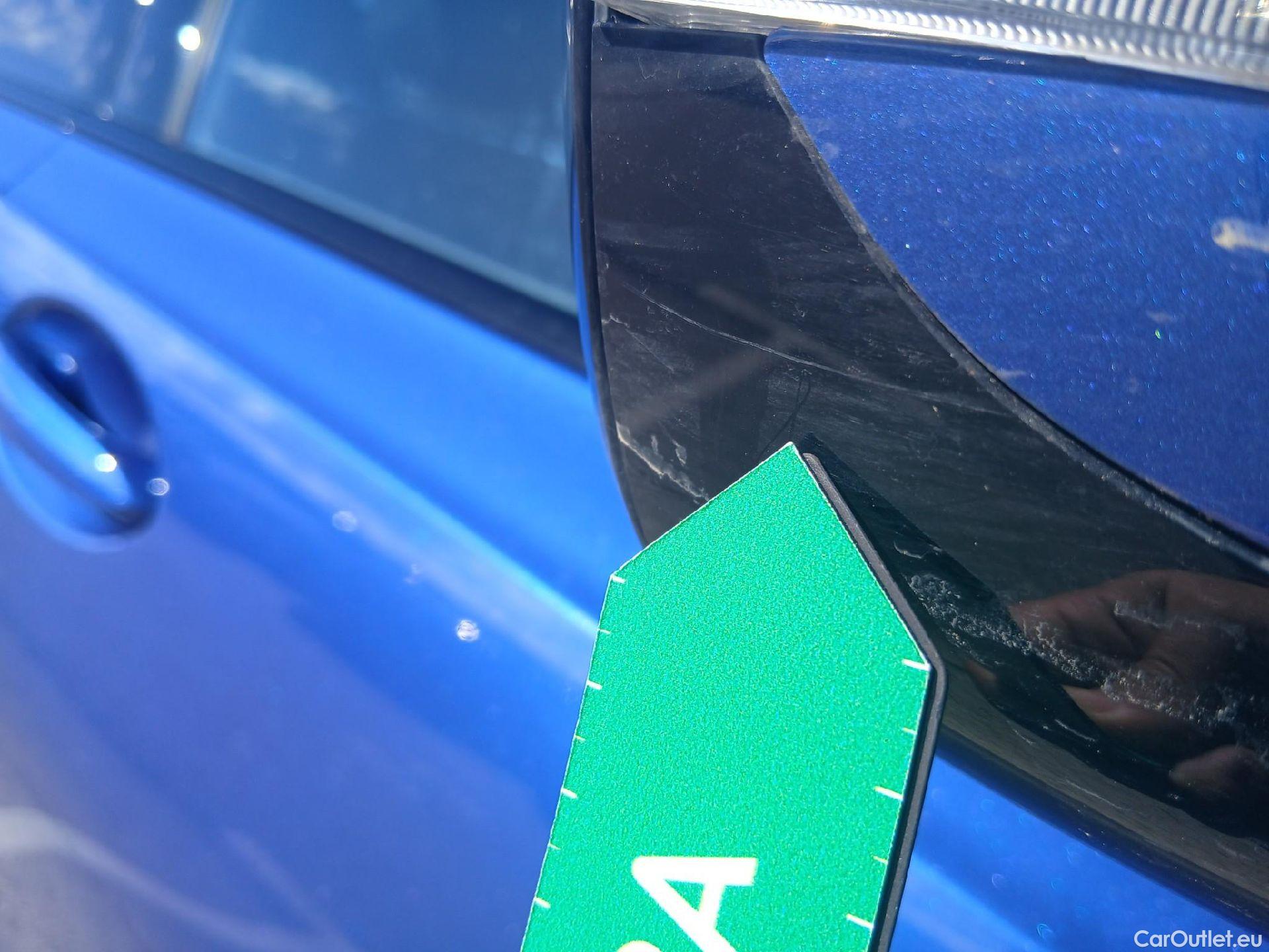  Bmw  Serie 3 BMW  / 2018 / 4P / sedán 330e #39