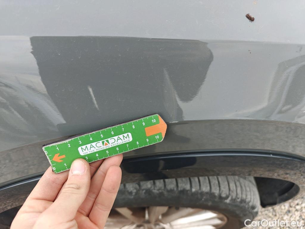  Audi  Q2 AUDI  / 2016 / 5P / todoterreno Design 30 TFSI 85kW (116CV) #41