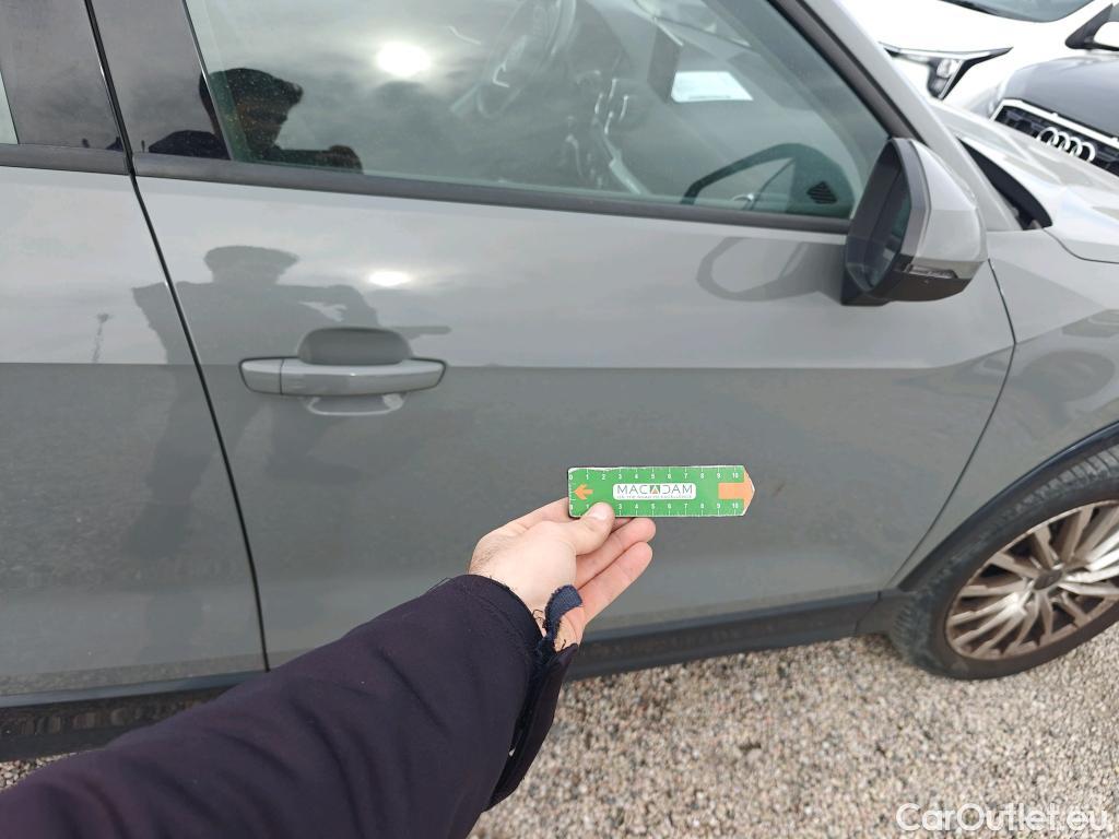  Audi  Q2 AUDI  / 2016 / 5P / todoterreno Design 30 TFSI 85kW (116CV) #37