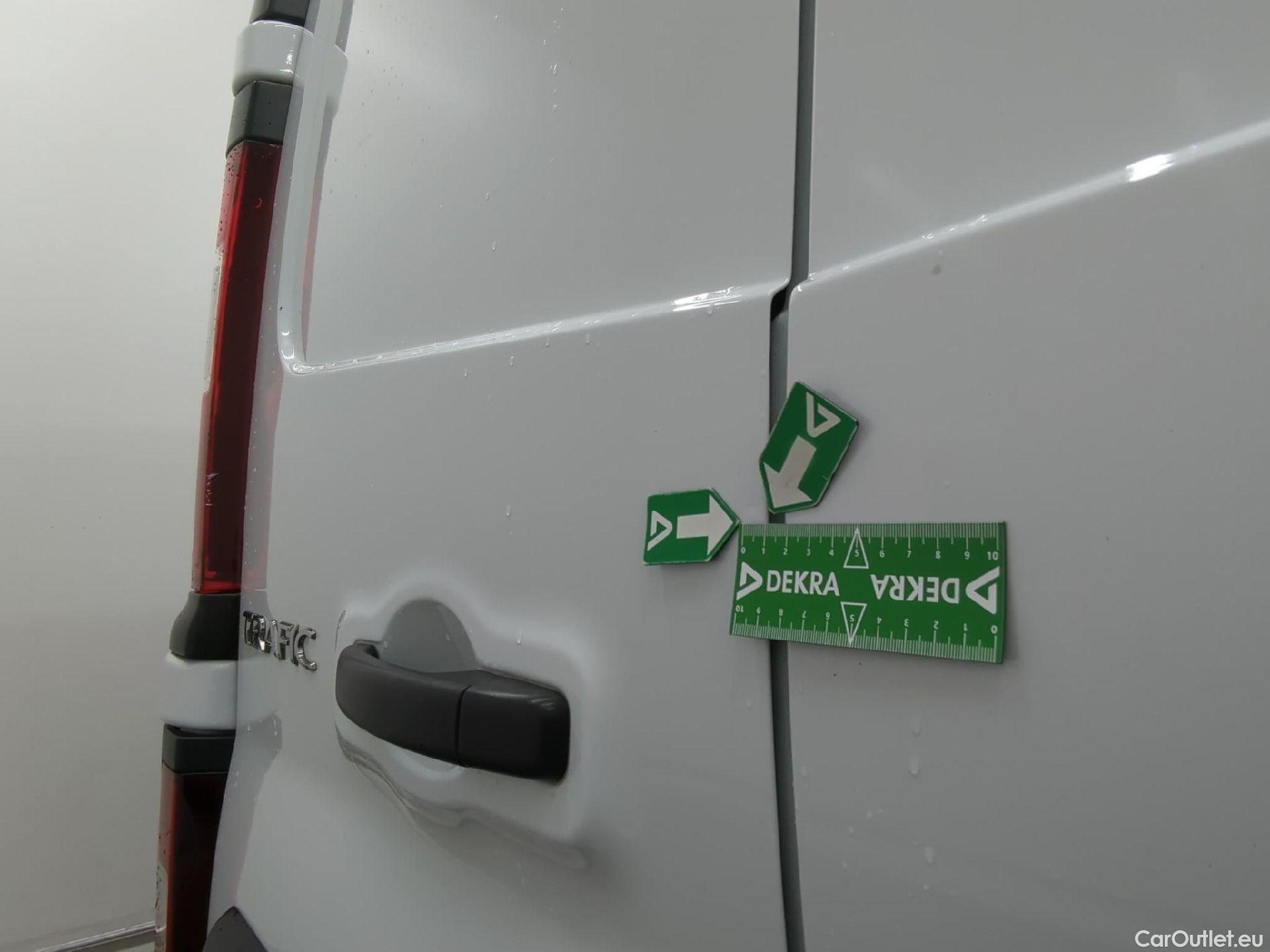  Renault  Trafic RENAULT  / 2021 / 4P / Fourgon tôlé FG GCF L2H1 3T Blue dCi 130 #6