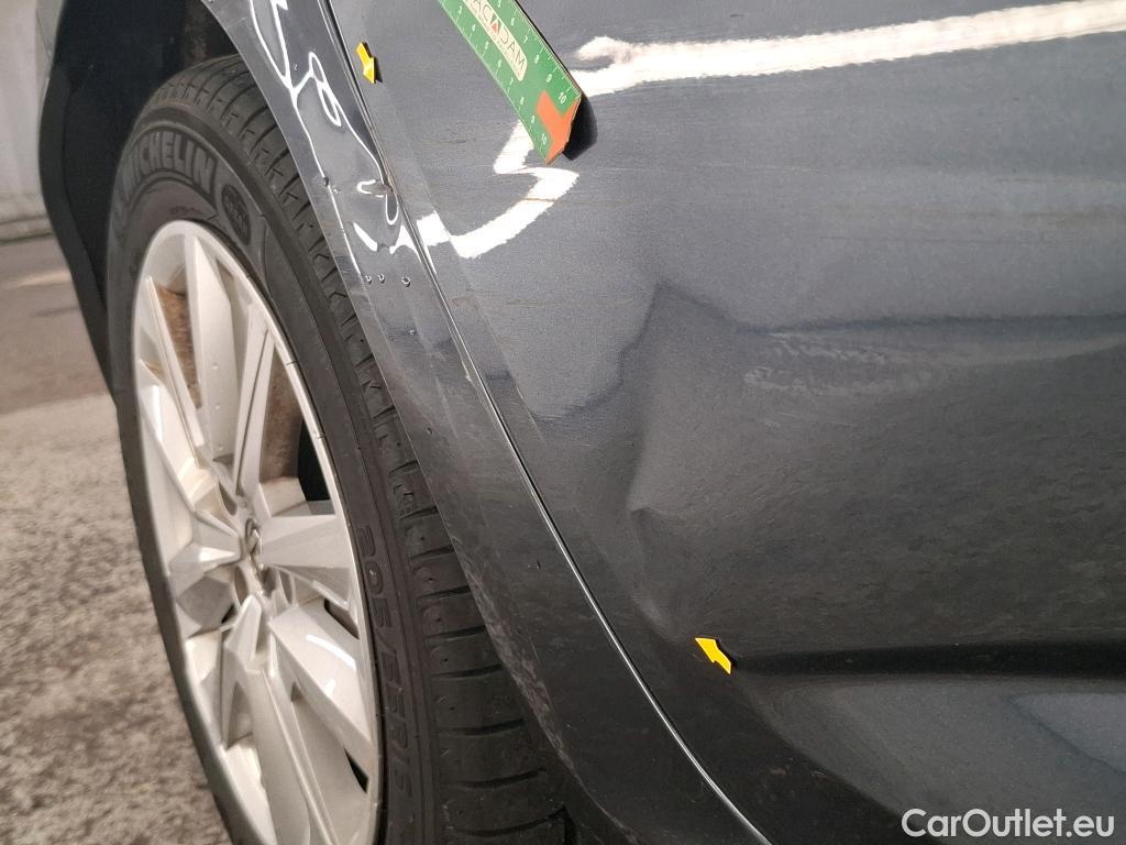  Renault  Megane  IV Berline 5pt. Business 1.5 dCi 115CV BVM6 E6d #36