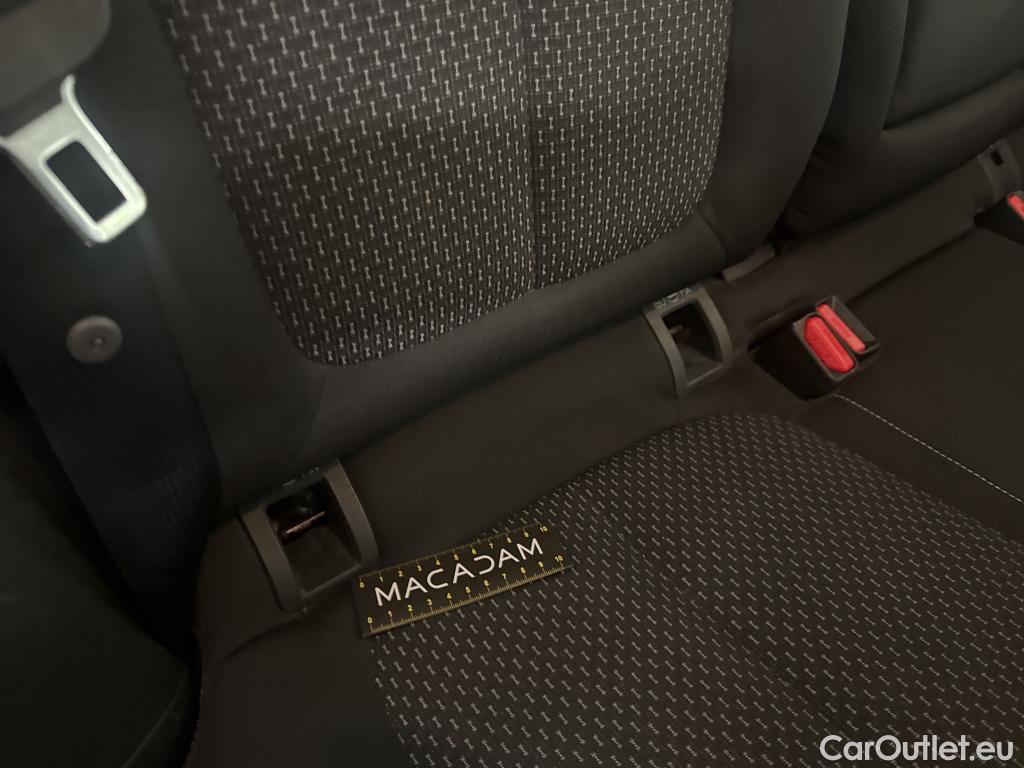  Renault  Kadjar RENAULT  / 2018 / 5P / Crossover Business TCe 140 FAP #5