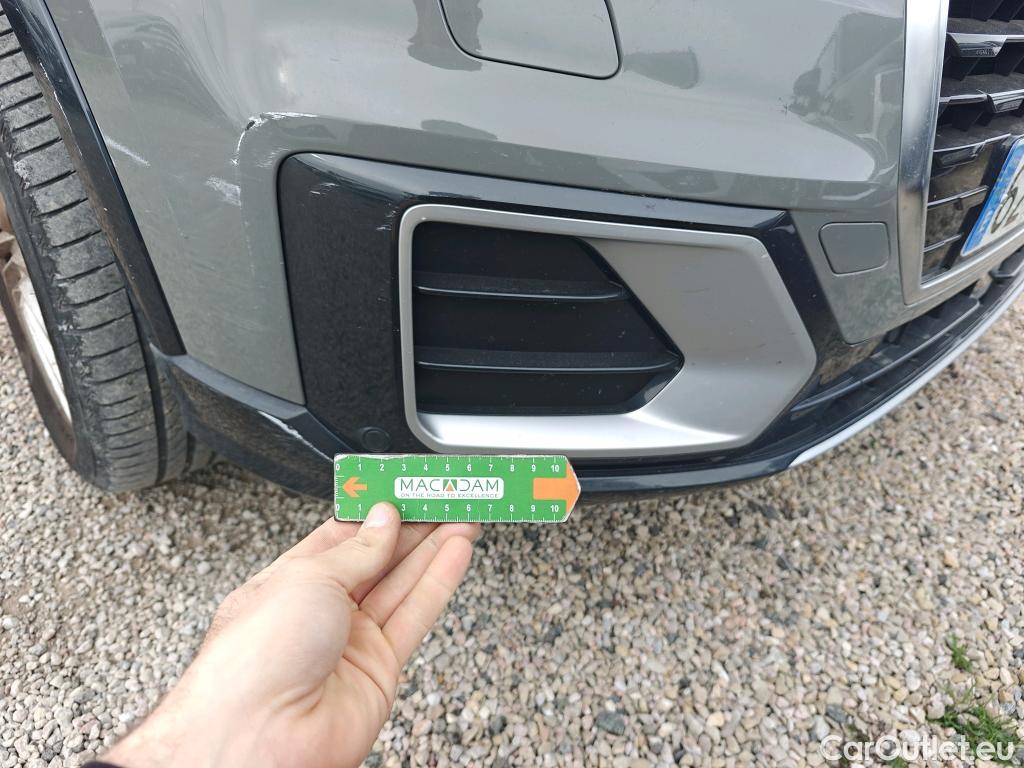  Audi  Q2 AUDI  / 2016 / 5P / todoterreno Design 30 TFSI 85kW (116CV) #33