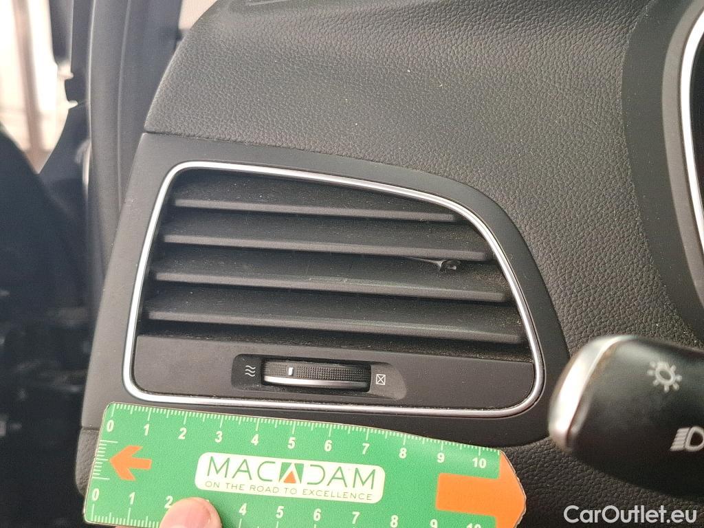  Renault  Megane  IV Berline 5pt. Business 1.5 dCi 115CV BVM6 E6d #61