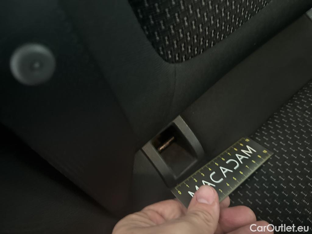  Renault  Kadjar RENAULT  / 2018 / 5P / Crossover Business TCe 140 FAP #6