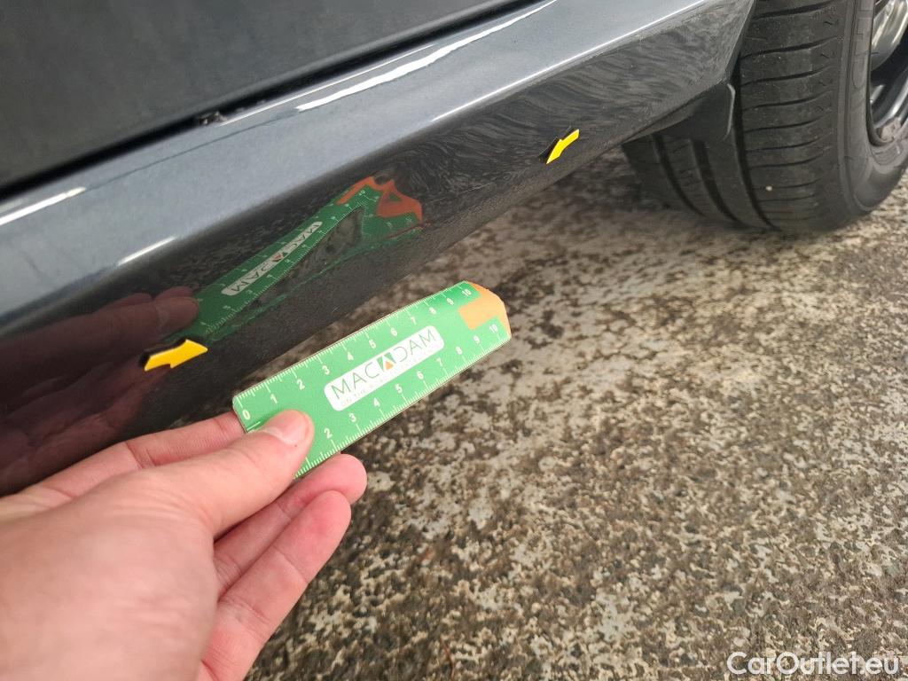  Renault  Megane  IV Berline 5pt. Business 1.5 dCi 115CV BVM6 E6d #54