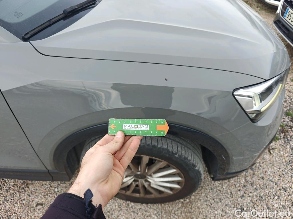  Audi  Q2 AUDI  / 2016 / 5P / todoterreno Design 30 TFSI 85kW (116CV) #40