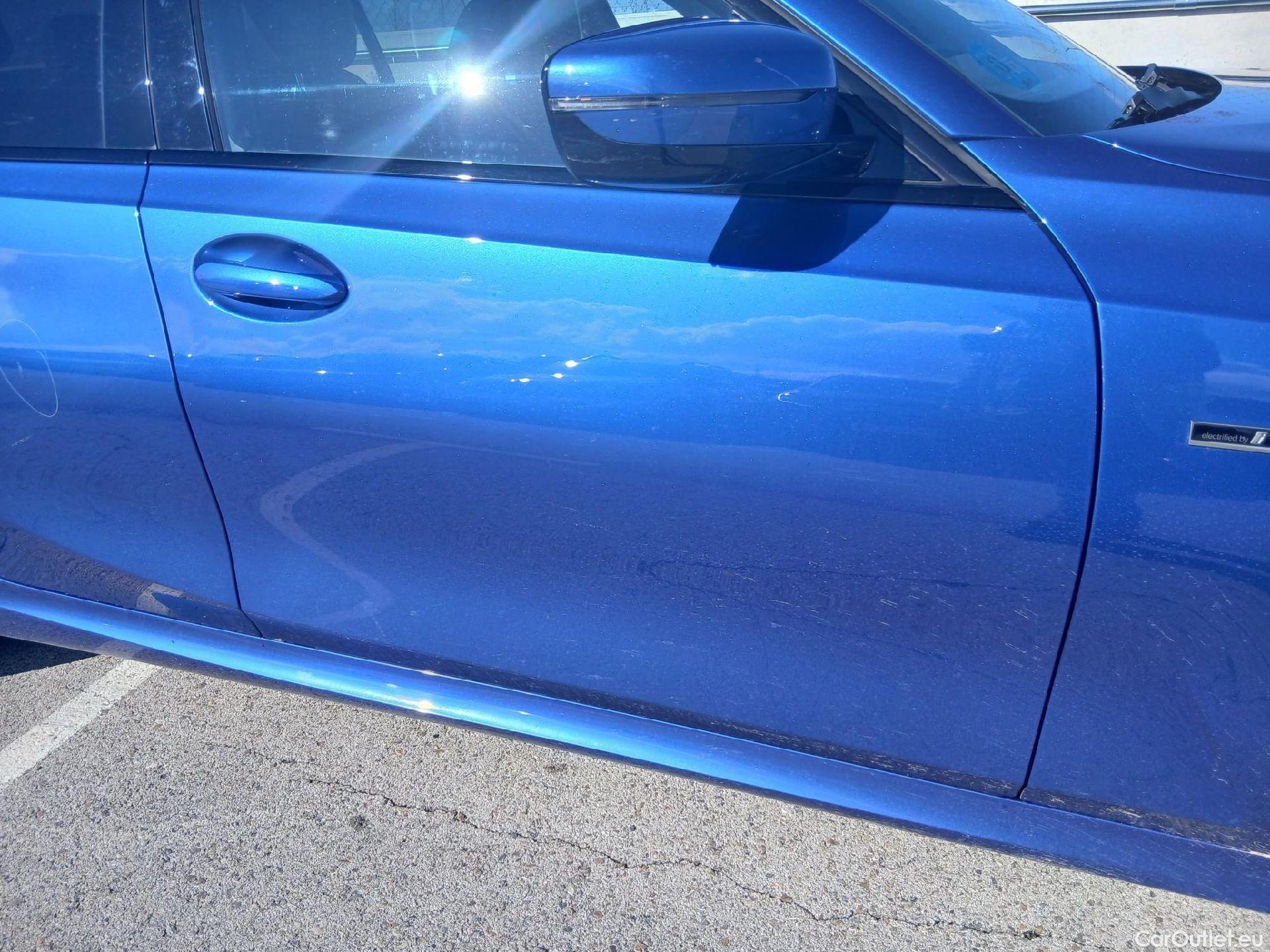  Bmw  Serie 3 BMW  / 2018 / 4P / sedán 330e #36