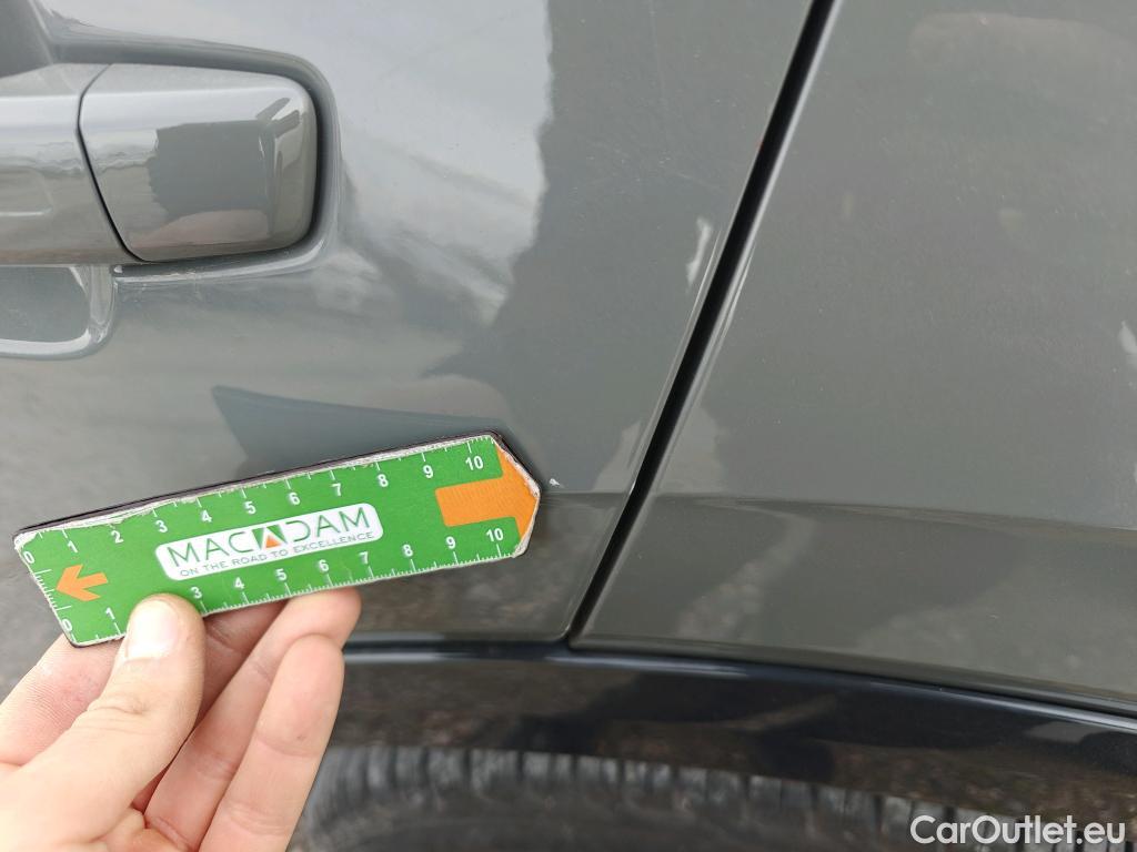  Audi  Q2 AUDI  / 2016 / 5P / todoterreno Design 30 TFSI 85kW (116CV) #31