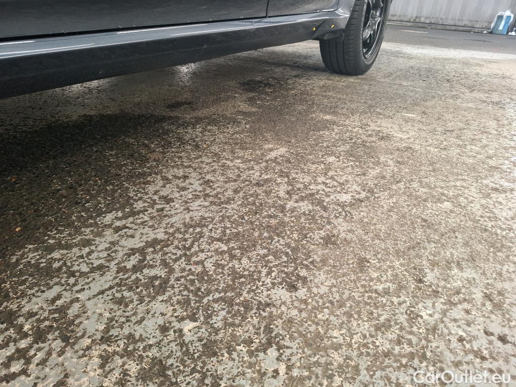  Renault  Megane  IV Berline 5pt. Business 1.5 dCi 115CV BVM6 E6d #53