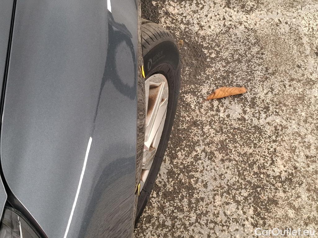  Renault  Megane  IV Berline 5pt. Business 1.5 dCi 115CV BVM6 E6d #28